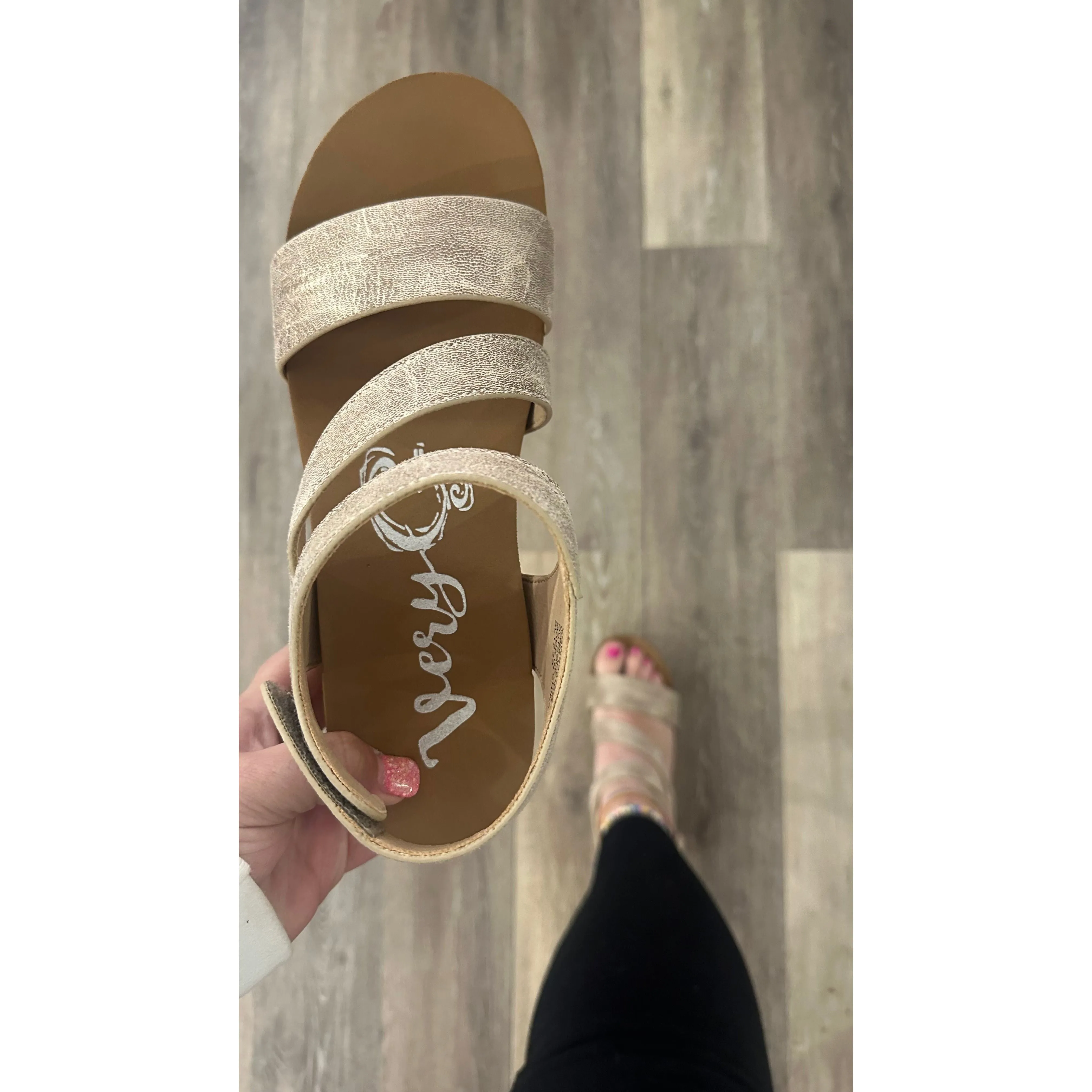 Very G Wedge Cream Sandal : Casper